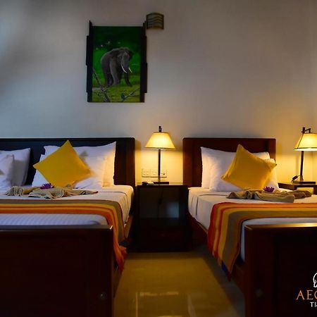Aeon Hotel Тиссамахарама Экстерьер фото
