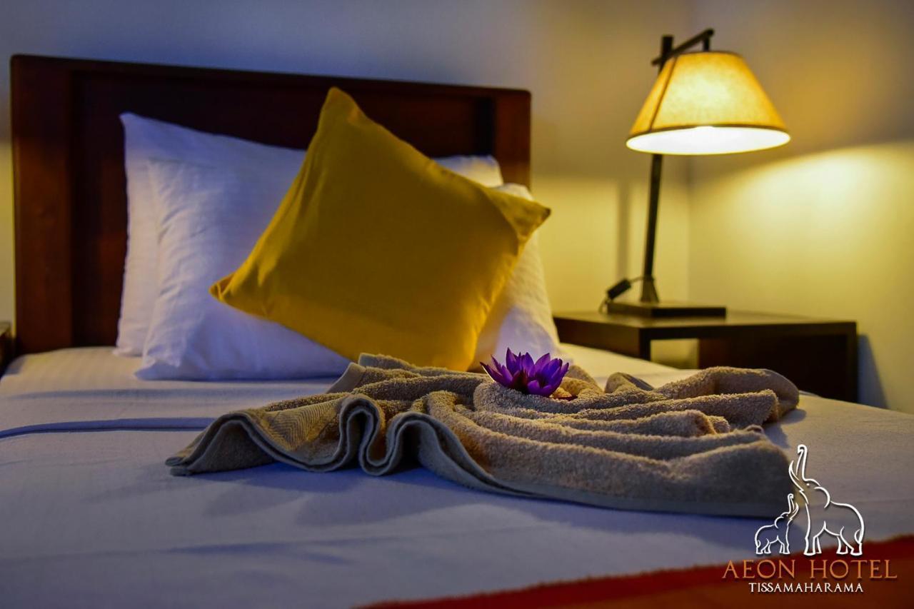 Aeon Hotel Тиссамахарама Экстерьер фото