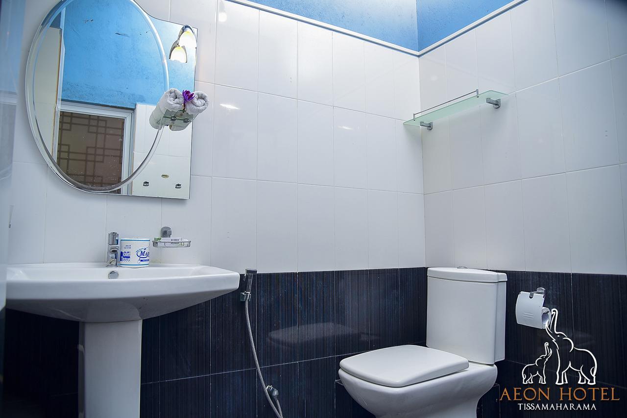 Aeon Hotel Тиссамахарама Экстерьер фото