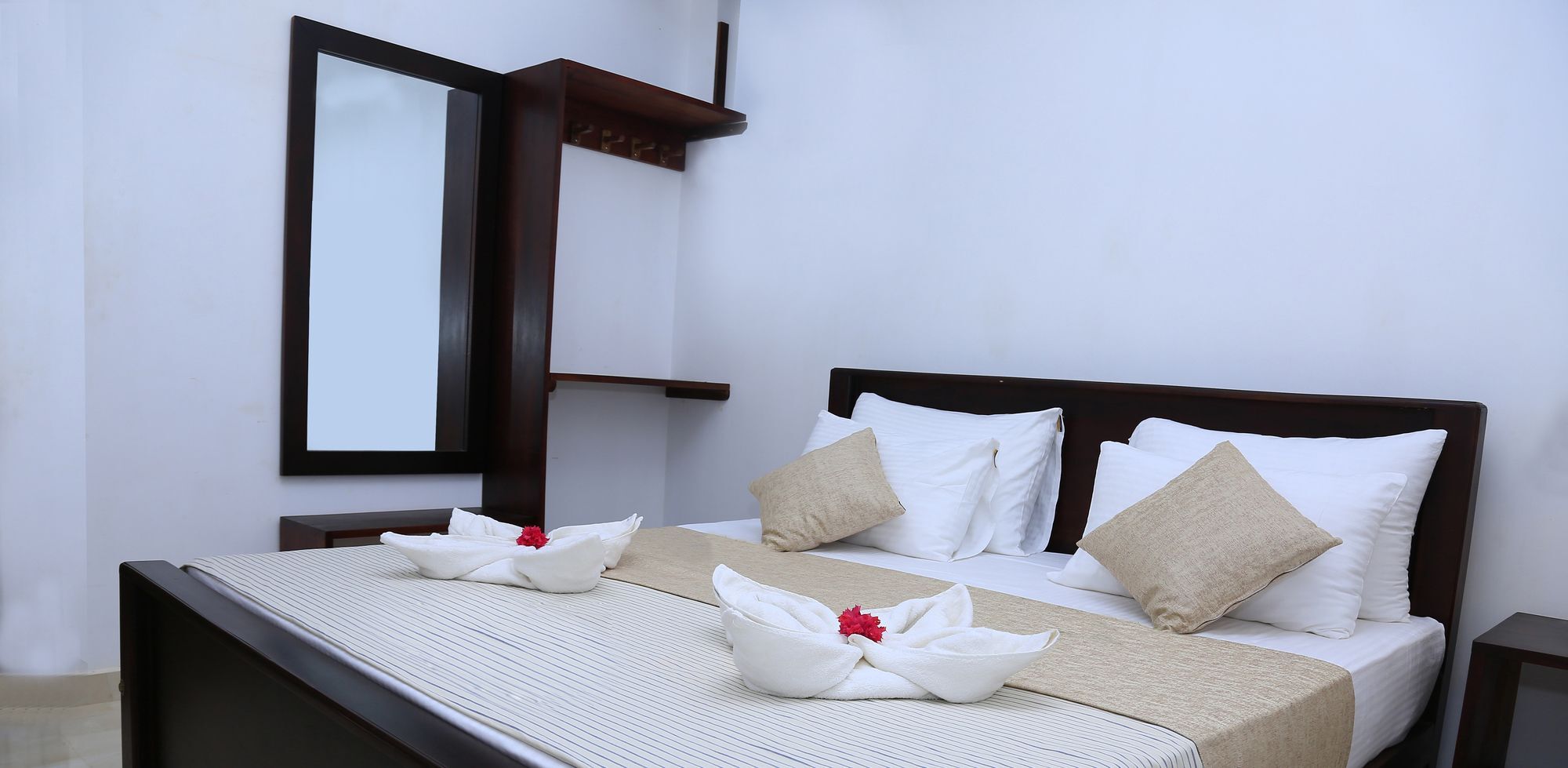 Aeon Hotel Тиссамахарама Экстерьер фото